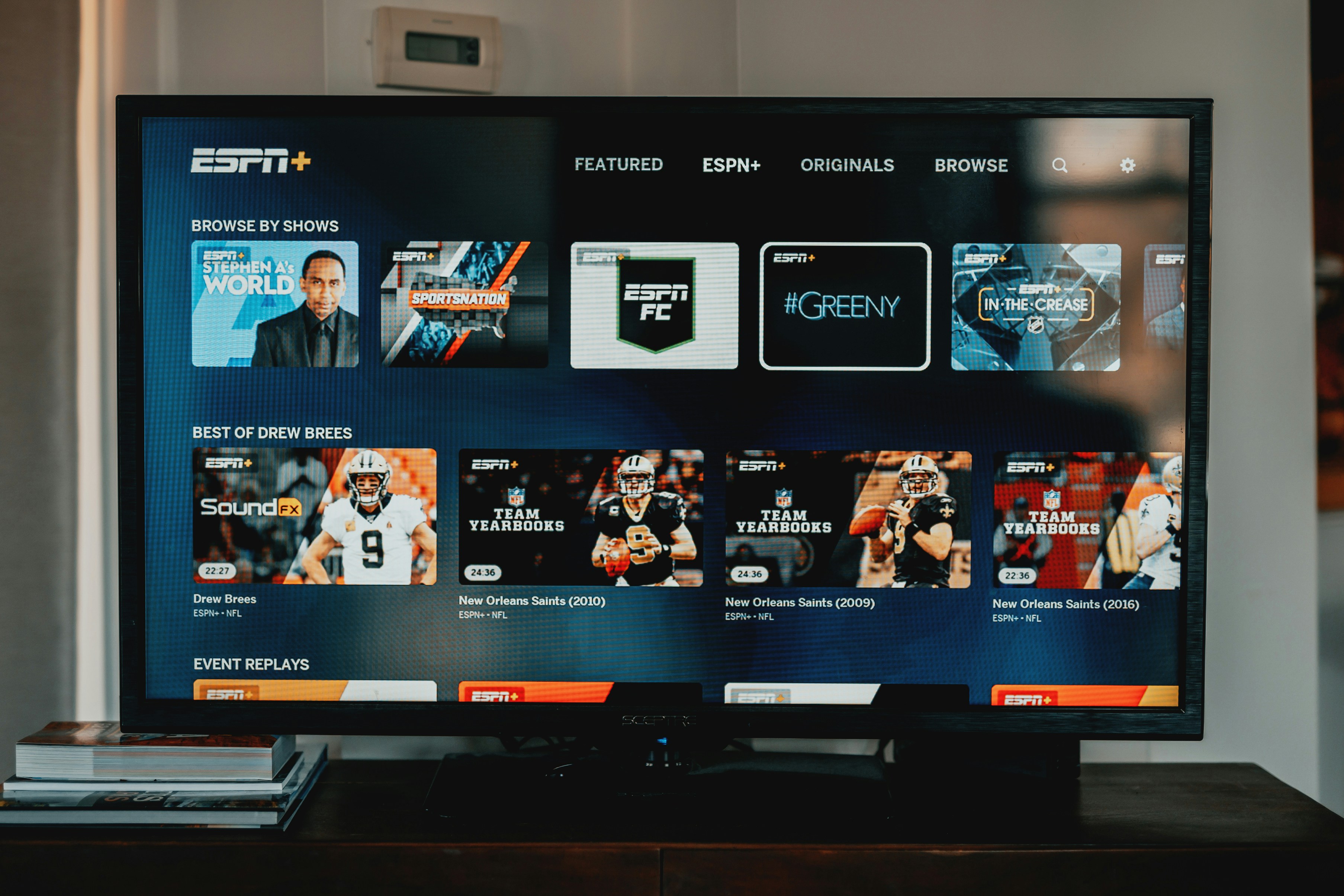 Additional visual support image for EPG services overview